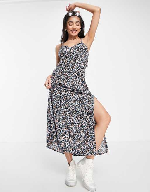 Pimkie - Slip-maxikjole med slids i siden og blomsterprint i sort