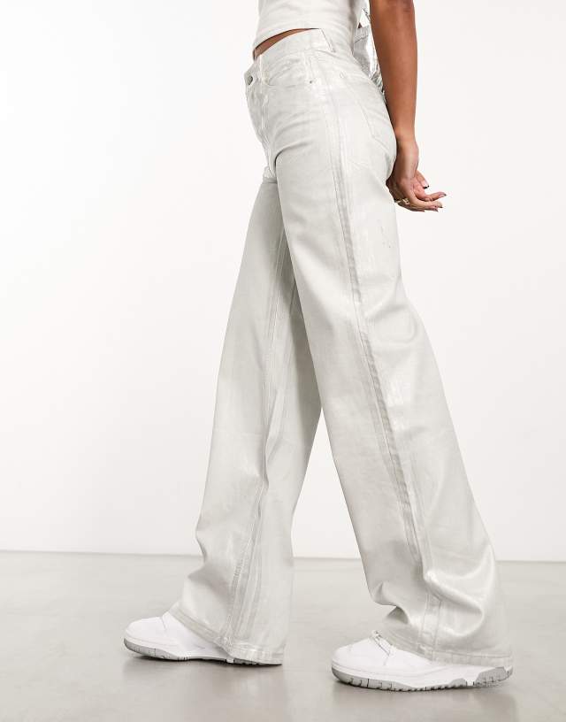 Pimkie - straight leg jeans in metallic silver