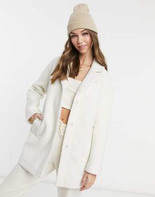 21723373-1-white?$n_320w$&wid=317&fit=co