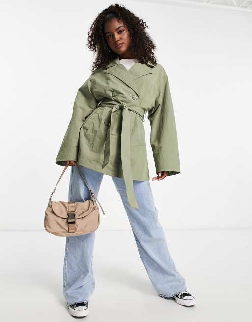 Pimkie Trench corto color kaki con cintura ASOS