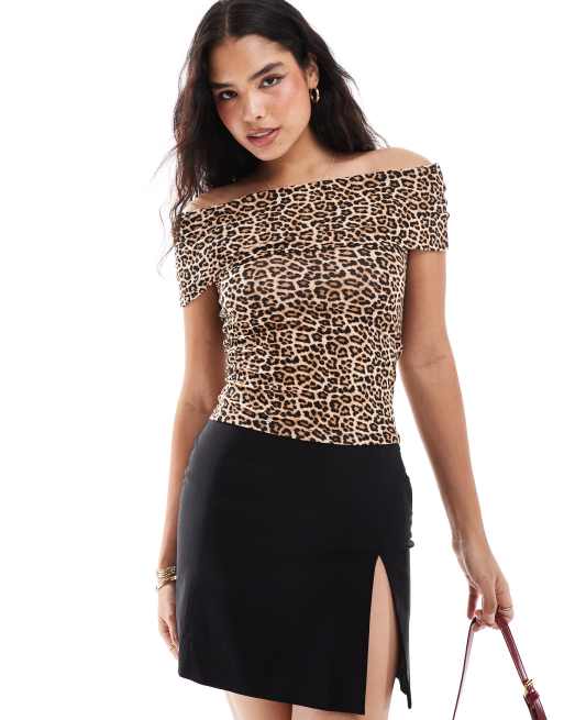 Pimkie - Tætsiddende bardot-top med foldet kant og leopardprint