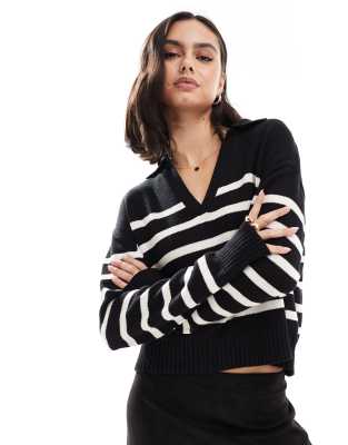 Pimkie Pimkie v neck collar detail jumper in black and cream stripes-Multi