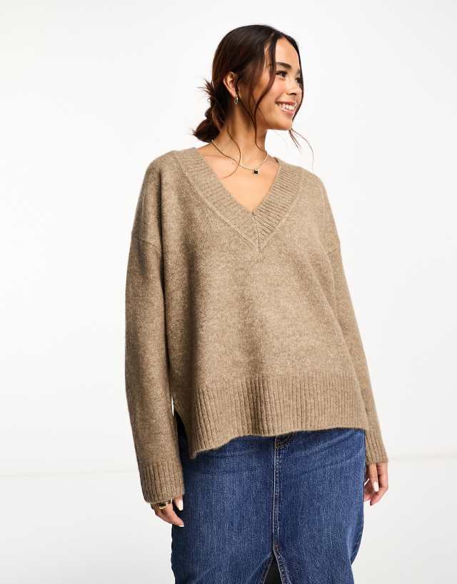 Pimkie - wool mix longline v neck jumper in taupe