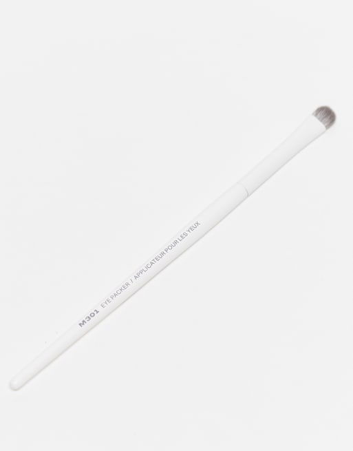 Pincel pequeño plano para sombras de ojos M301 de Morphe, 3 de 3