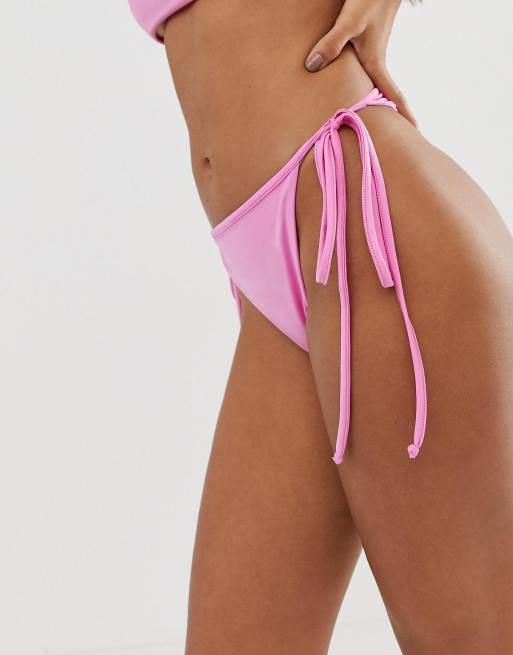 Pink bikiniunderdel med høj benudskæring og bindebånd i siden fra PrettyLittleThing, 3 af 4