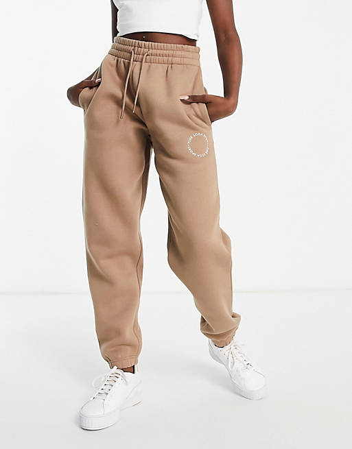 Women Pink Soda Sports Essential joggers in camel 