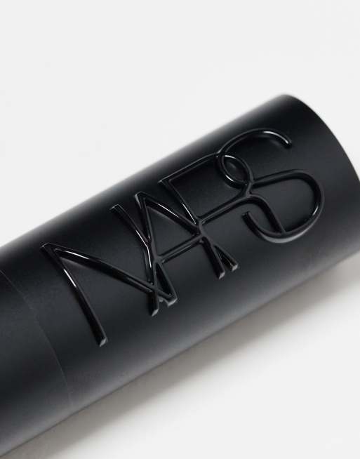 Pintalabios Explicit de NARS: Tono Unauthorized , 4 de 4