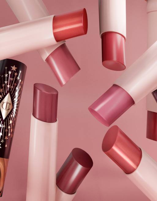 Pintalabios Hyaluronic Happikiss de Charlotte Tilbury: Tono Happiberry, 4 de 4