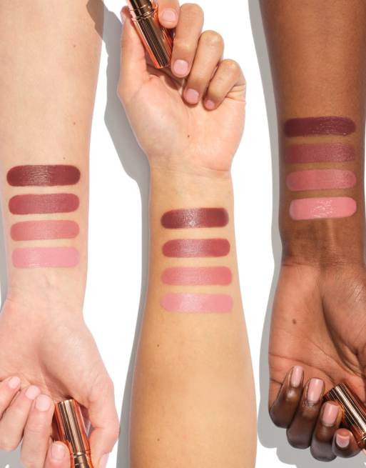 Pintalabios K.I.S.S.I.N.G de Charlotte Tilbury: Tono Pillow Talk Fair, 3 de 4