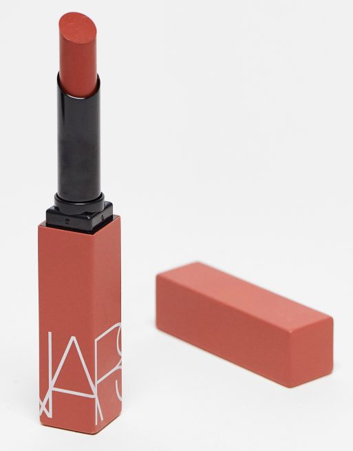 Pintalabios Powermatte de NARS: Tono Start Me Up, 3 de 4