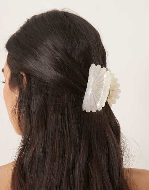 Pinza para el cabello blanca con diseño de concha de Sui Ava - view 1
