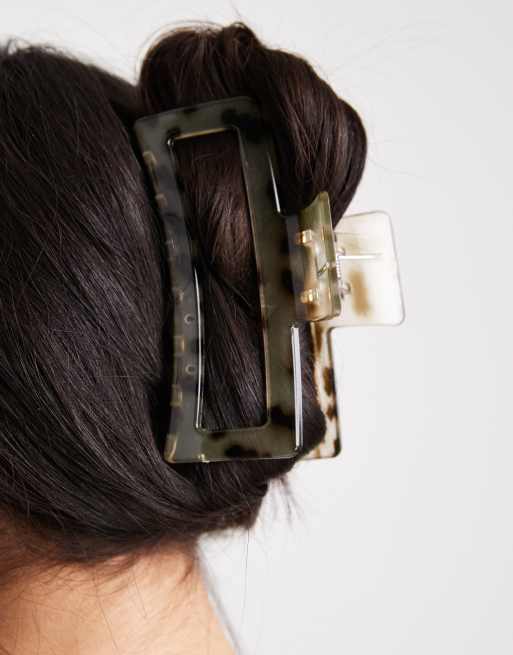 Pinza para el cabello extragrande con estampado de leopardo de Pieces, 3 de 3