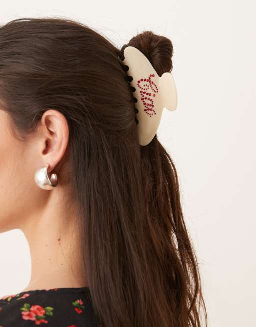 Pinza para el cabello grande color crema con adornos en forma de 