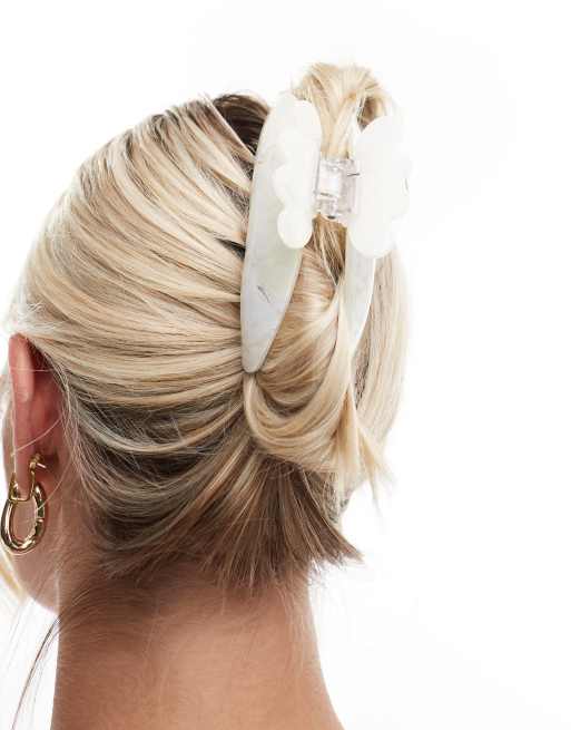 Pinza para el cabello grande color crema Helle Arty de SUI AVA