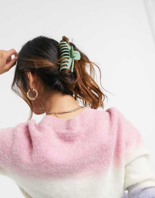 Pinza para el pelo verde salvia de ASOS DESIGN, 2 de 4