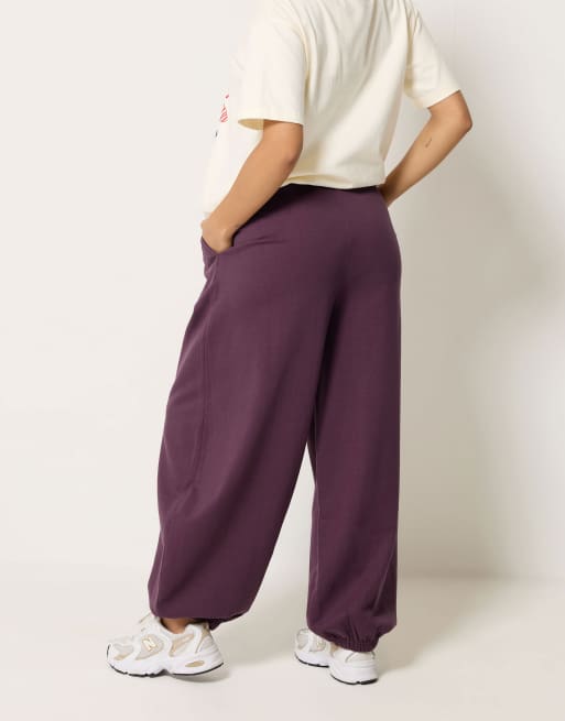 PixieGirl Petite balloon joggers in purple, 3 of 4