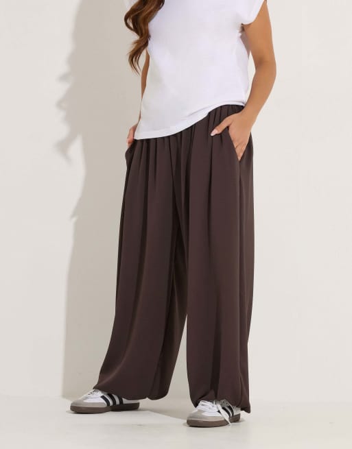 PixieGirl Petite balloon trousers in brown, 3 of 4