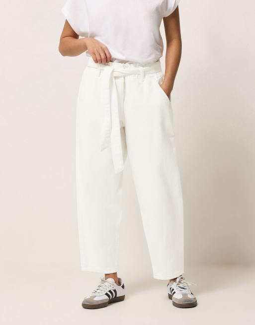 PixieGirl Petite belted barrel jeans in white, 2 of 4