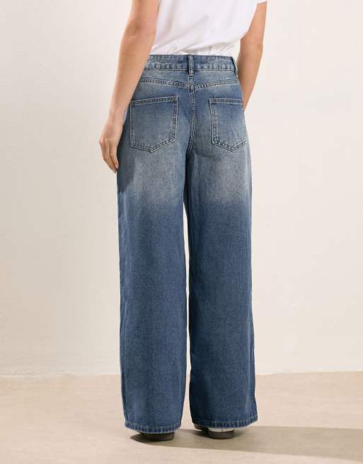 PixieGirl Petite button front wide leg jeans in blue, 3 of 4