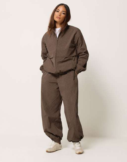 PixieGirl Petite check windbreaker in brown, 2 of 4