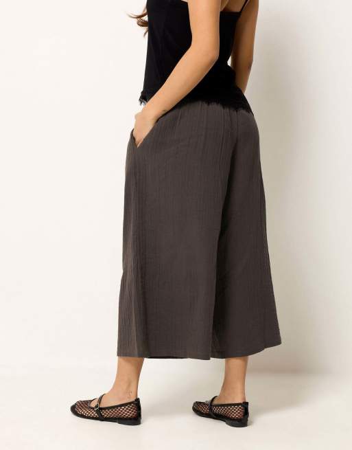 PixieGirl Petite cheesecloth cropped wide leg trousers in brown, 3 of 4