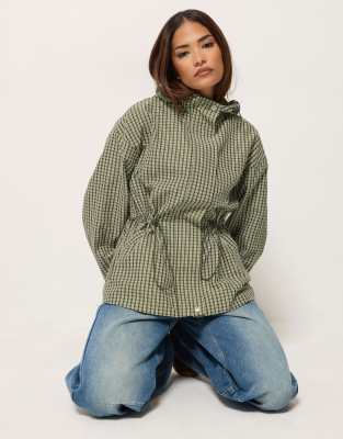 Hooded 2