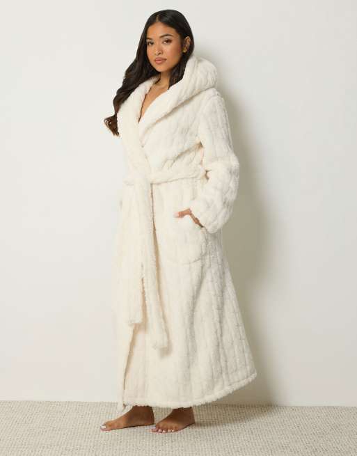 PixieGirl Petite hooded dressing gown in ivory, 2 of 4