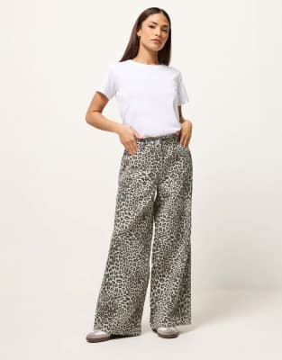 Leopard Print 2
