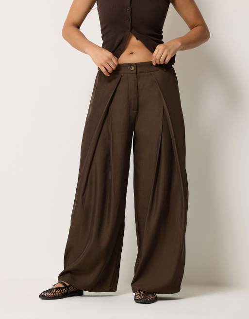 PixieGirl Petite pleated wide leg trousers in brown, 2 of 4
