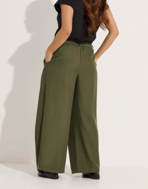 PixieGirl Petite pleated wide leg trousers in green, 3 of 4