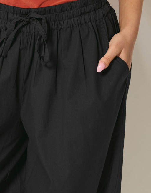 PixieGirl Petite poplin balloon trousers in black, 4 of 4