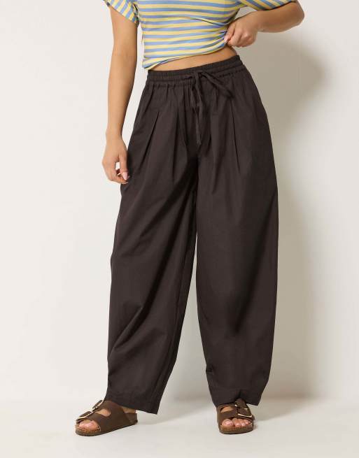 PixieGirl Petite poplin cotton barrel leg trousers in brown, 2 of 4