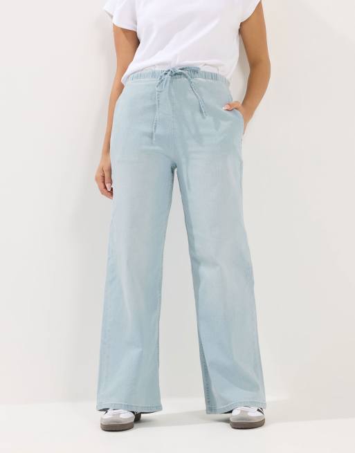 PixieGirl Petite pull-on wide leg jeans in blue, 3 of 4