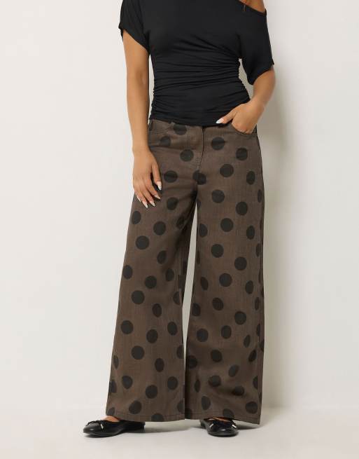 PixieGirl Petite spot wide leg jeans in brown, 2 of 4