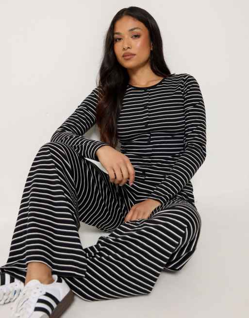 PixieGirl Petite stripe cotton button top & wide leg trousers in black, 2 of 4
