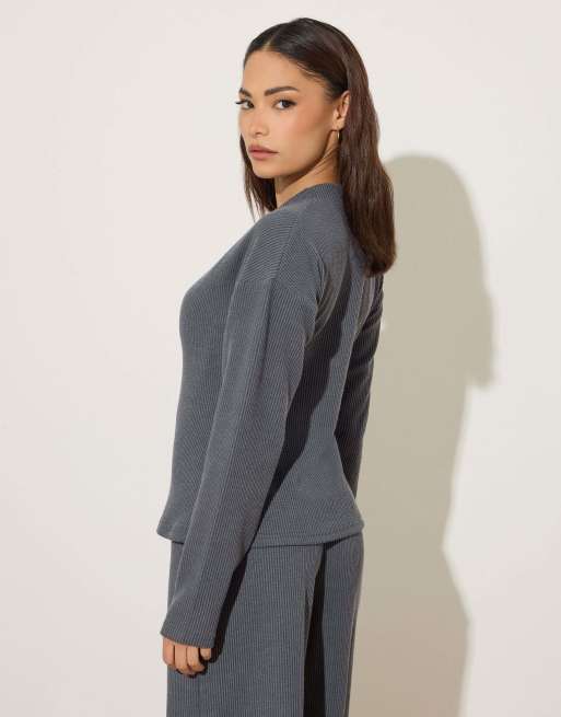 PixieGirl Petite textured cardigan in grey, 3 of 3