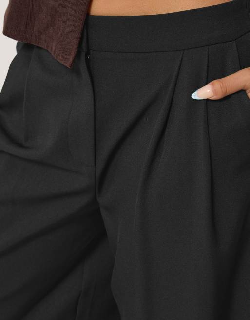 PixieGirl Petite wide leg culottes in black, 4 of 4