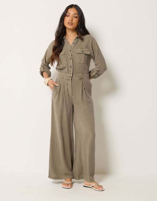 PixieGirl Petite wide leg jumpsuit in natural, 2 of 4
