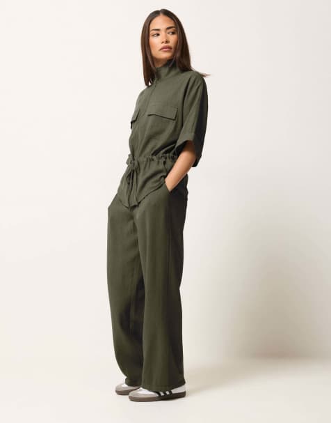PixieGirl Petite wide leg trousers in green - view 1