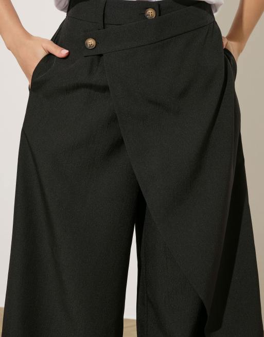 PixieGirl Petite wrap wide leg trousers in black, 4 of 5