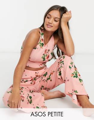 фото Пижама с цветочным принтом из топа и брюк эксклюзивно для asos design petite-розовый asos petite