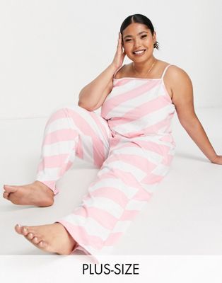 фото Пижамный комплект из майки и брюк в карамельную полоску wednesday's girl curve-розовый цвет