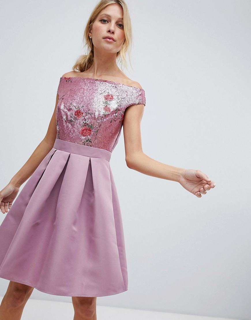 фото Платье для выпускного со спущенными плечами и отделкой пайетками little mistress-розовый