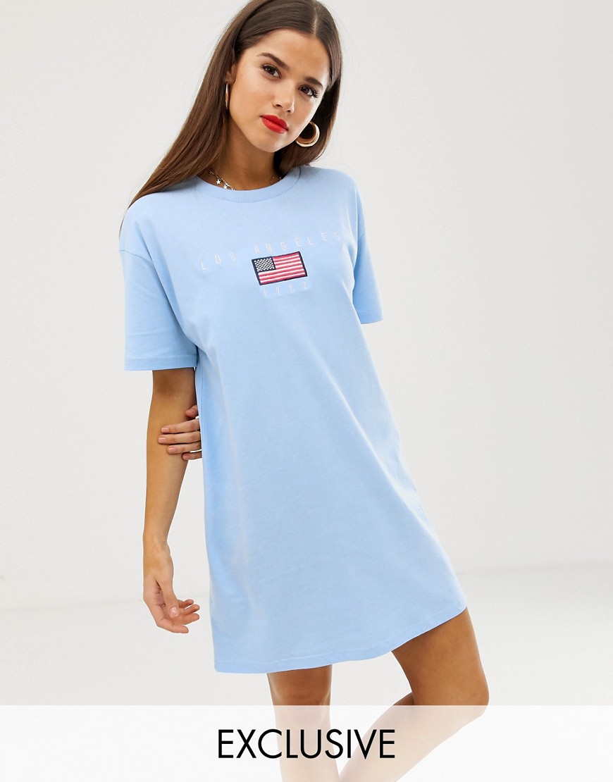 фото Платье-футболка в стиле oversize с вышитой надписью "los angeles" daisy street-синий