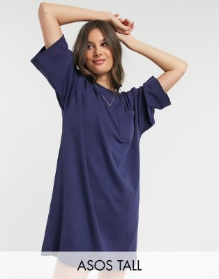 фото Платье-футболка в стиле oversized с карманом asos design tall-темно-синий asos tall