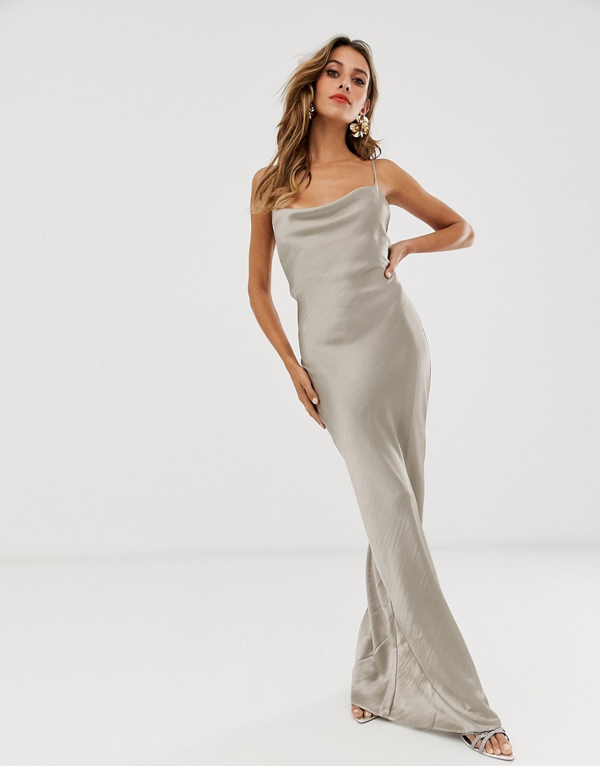 Платье-комбинация макси из блестящего атласа со шнуровкой на спине ASOS DESIGN-Кремовый