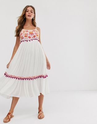 фото Платье миди с цветочной вышивкой raga - first-белый