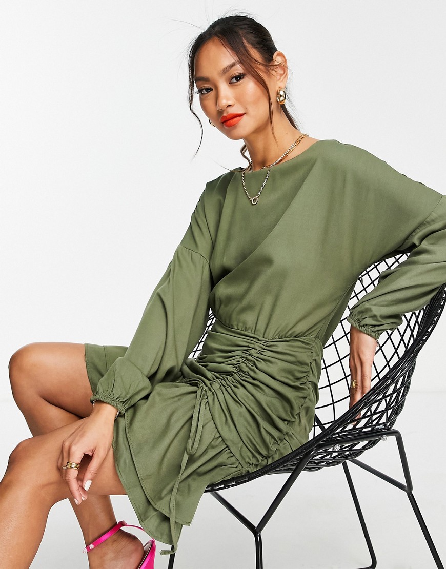 Платье мини цвета хаки с присборенной талией -Зеленый цвет Trendyol 113918713