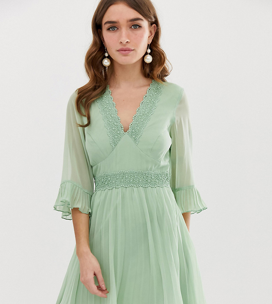 фото Плиссированное платье мини с кружевными вставками asos design petite-зеленый asos petite