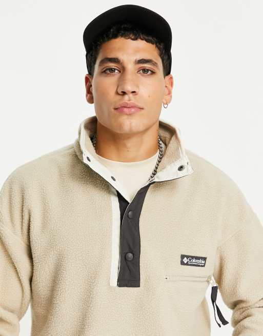 Polar beis con media tapeta de botones de presión en el cuello Helvetia de Columbia